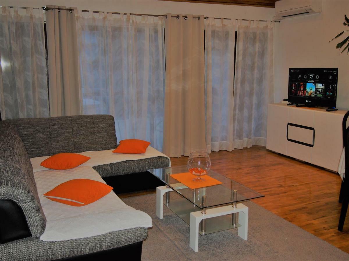 Apartment Slavka Trogir Exterior photo